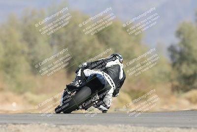 media/Oct-04-2025-CVMA (Sat) [[408bcdd6e4]]/Race 13-Amateur Supersport Open/